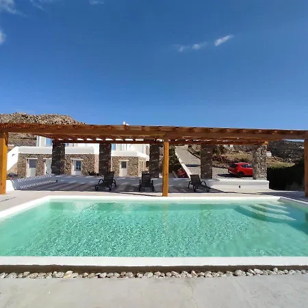 Lägenhet 1 Bd Ginger Gold Apt Getaway With Shared Pool