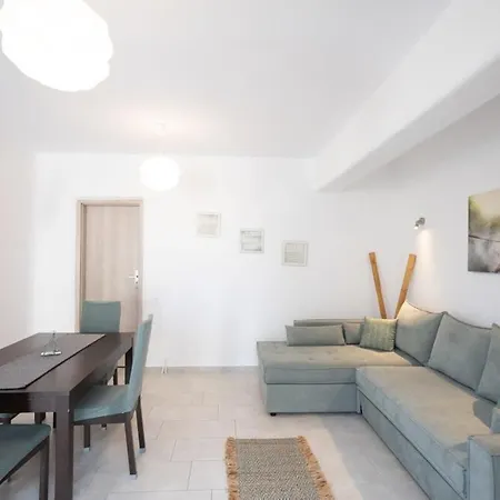 1 Bd Ginger Gold Apt Getaway With Shared Pool Lägenhet Plintri